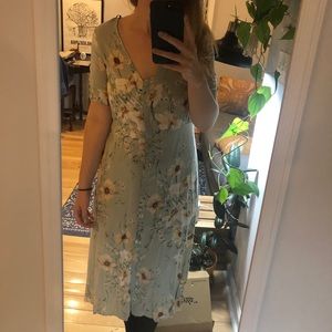 Pretty blue floral midi dress